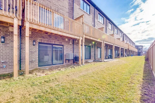 Additional image 40 of 270 Melvin Ave Unit 3