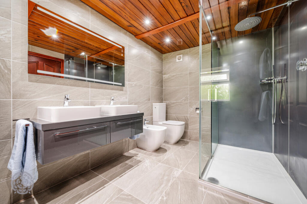 Additional image 18 of Whittlestone Head, Darwen, Lancashire, BB3 3RS