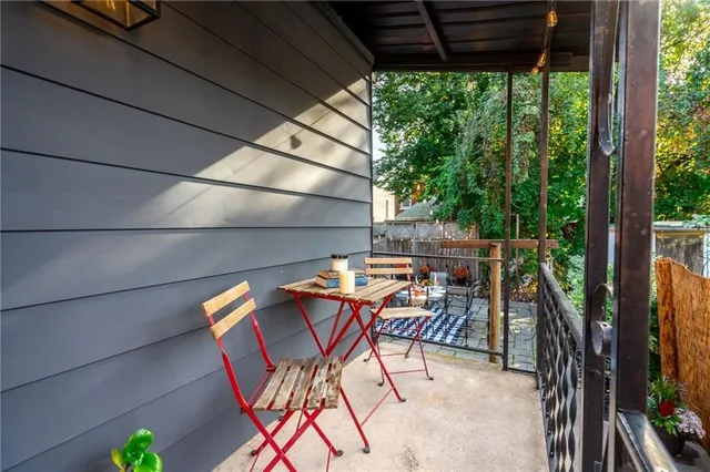 Additional image 40 of 170 RAY St