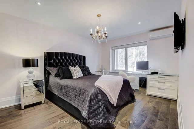 Additional image 18 of 397 King St Unit 215