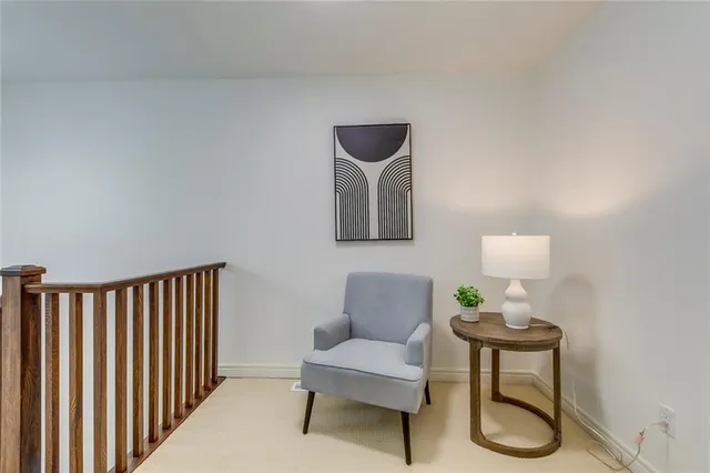 Additional image 35 of 105 HIGHGATE Dr