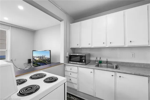 Additional image 15 of 37 Mericourt Rd Unit 103