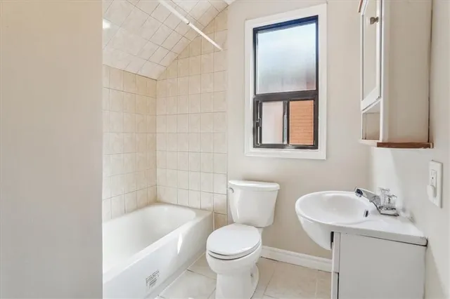 Additional image 16 of 234 MARKET St