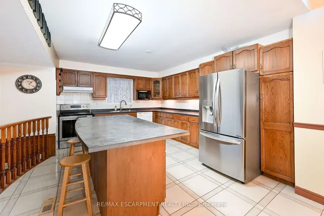 Additional image 3 of 7 Osgoode Crt