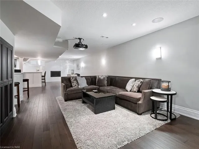 Additional image 29 of 93 Copes Lane