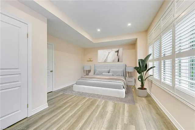 Additional image 21 of 8 Hackamore Crt