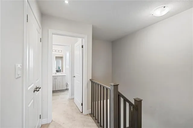 Additional image 17 of 57 PINOT Cres