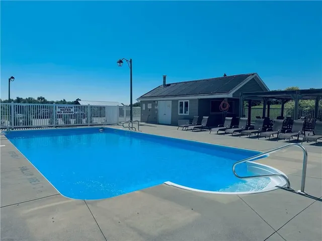 Additional image 39 of 106 PORTRUSH Crt