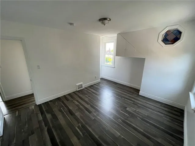 Additional image 18 of 801 UPPER WELLINGTON St