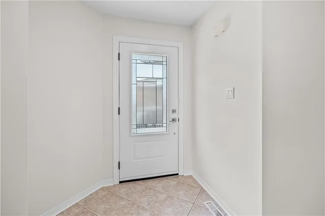 Additional image 5 of 80 STRATHROY Cres