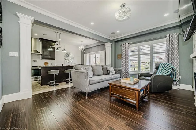 Additional image 42 of 47 Whistler St