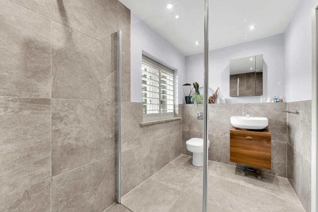 Additional image 29 of 1750s Farmhouse on 0.8 acres, 360° views, rustic charm, and scenic Rossendale countryside!