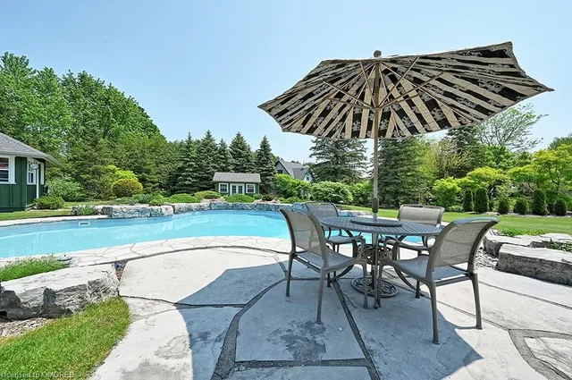 Additional image 29 of 27 Weneil Dr