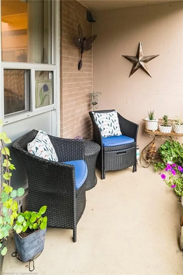 Additional image 27 of 1966 Main St Unit 406