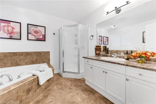 Additional image 24 of 56 Pelech Cres