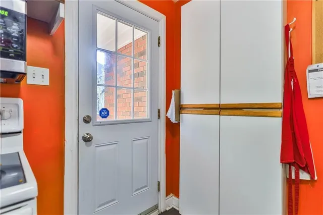 Additional image 15 of 162 DELAWARE Ave