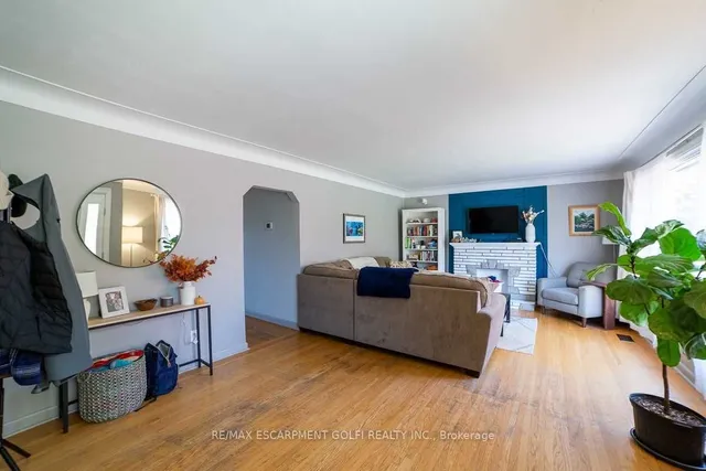 Additional image 5 of 10 Warren Ave