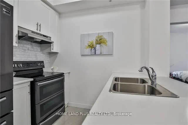 Additional image 12 of 81 Robinson St Unit 206