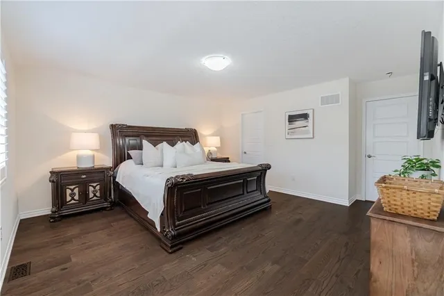 Additional image 27 of 45 STILLWATER Cres