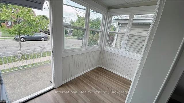 Additional image 6 of 32 Vansitmart Ave