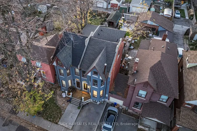 Additional image 36 of 185 Emerald St Unit 1/2