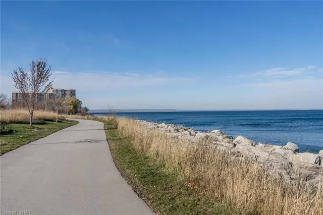 Additional image 16 of 124 Shoreview Pl