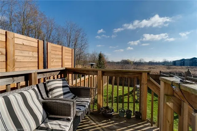 Additional image 47 of 144 Hazelton Ave