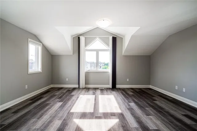 Additional image 42 of 219 KLEIN Cir