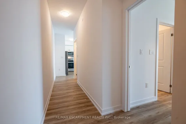 Additional image 20 of 470 DUNDAS St Unit 902