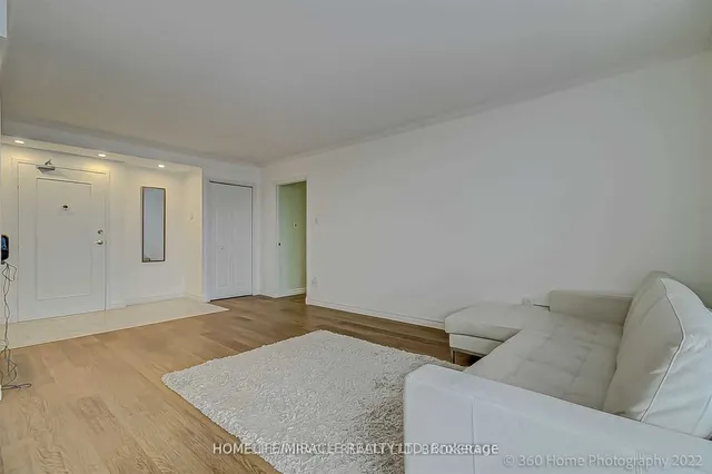 Additional image 6 of 1968 Main St Unit 1108