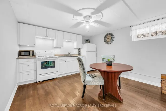 Additional image 20 of 142 Normanhurst Ave