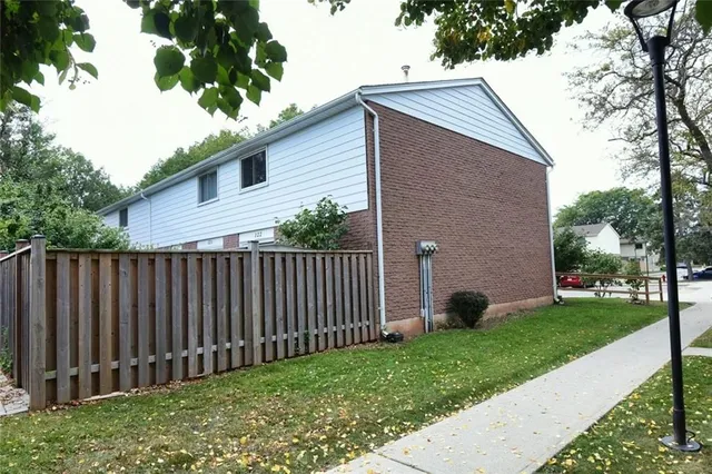 Additional image 24 of 150 GATESHEAD Cres Unit 122