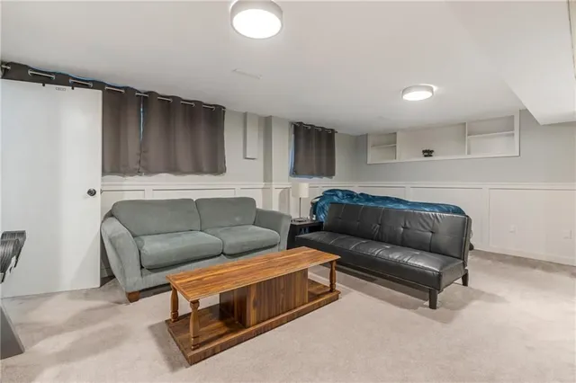 Additional image 30 of 88 RAND St