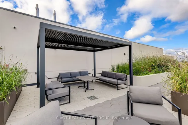 Additional image 15 of 415 Main St Unit 408