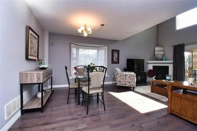 Additional image 11 of 20 MEADOWLANDS Blvd Unit 1