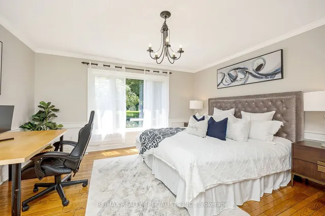 Additional image 20 of 6 Vanstraalen St