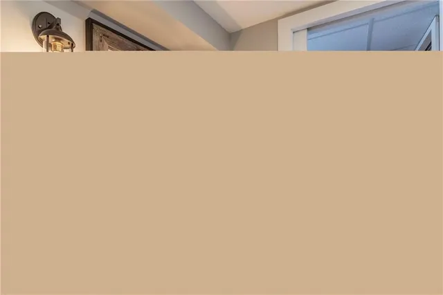 Additional image 29 of 44 SANDALWOOD Ave