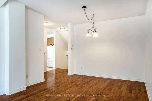 Additional image 11 of 100 Beddoe Dr Unit 7