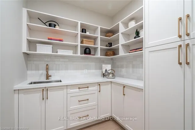 Additional image 11 of 262 Robina Rd