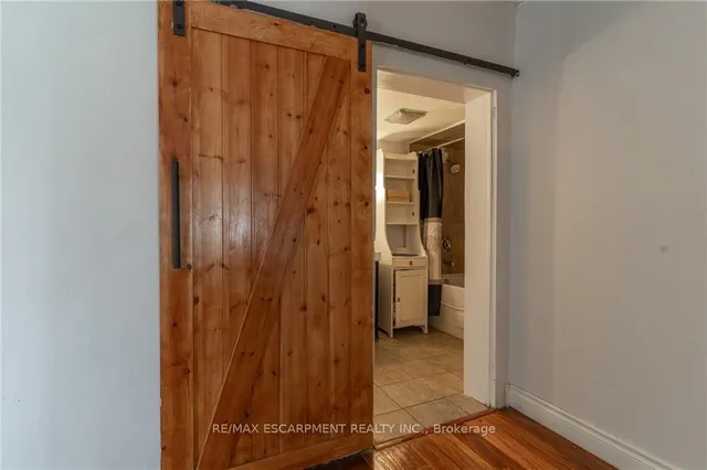 Additional image 13 of 15 Agnes St