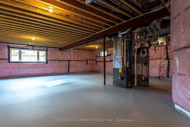 Additional image 24 of 33 Hampshire Pl