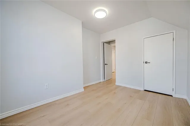 Additional image 15 of 294 Emerald St