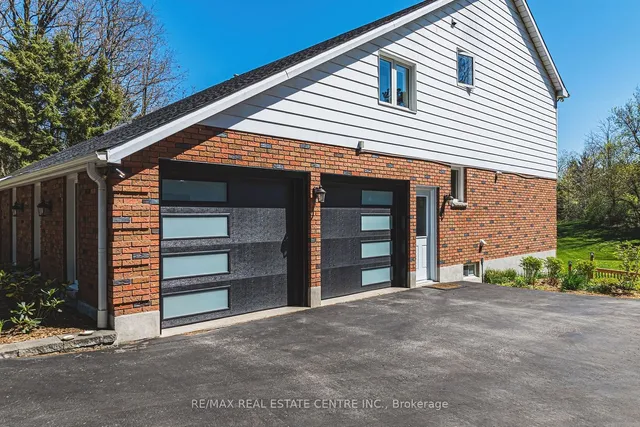 Additional image 36 of 6 Iris Crt