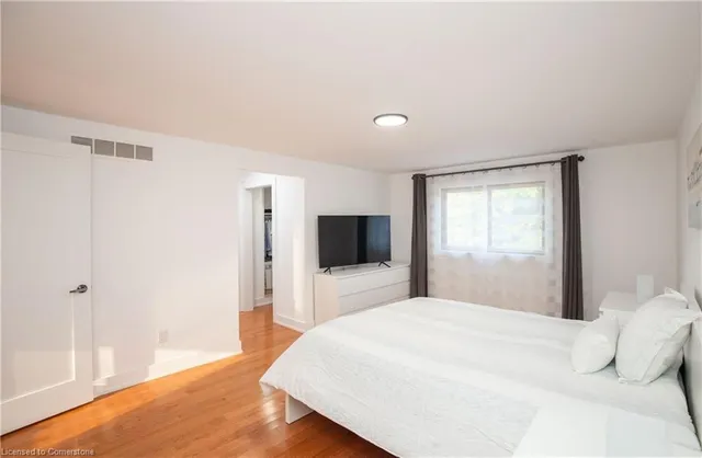 Additional image 31 of 76 Pinewarbler Dr