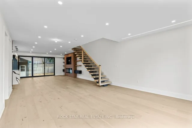 Additional image 2 of 21 Clare Ave