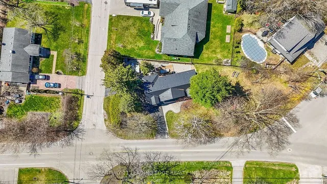 Additional image 38 of 126 Lloyminn Ave
