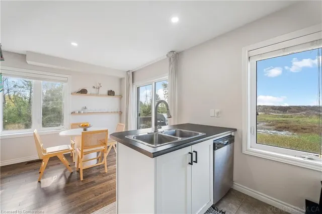 Additional image 9 of 27 Mayland Trail