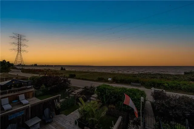 Additional image 42 of 1083 BEACH Blvd