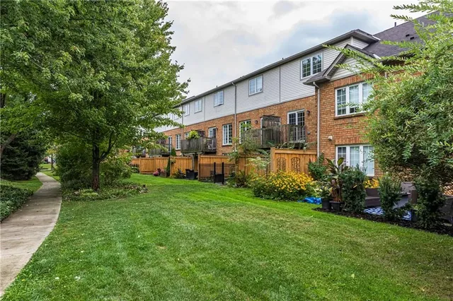 Additional image 35 of 100 BEDDOE Dr Unit 92