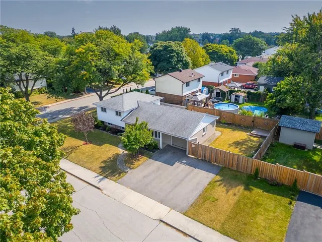 Additional image 26 of 8 CAMELOT Dr